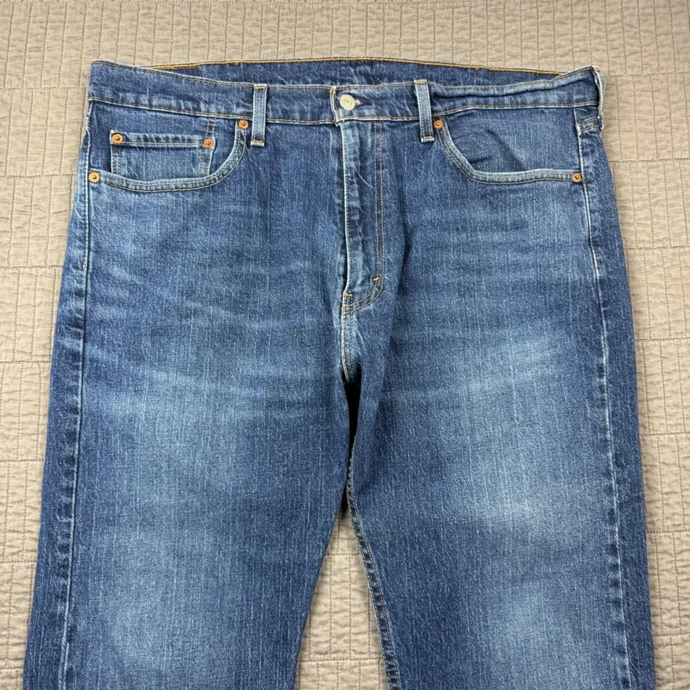 Levis 505 Regular Fit Straight Leg Jean Men 38x30 (38x26) Blue Denim Medium Wash